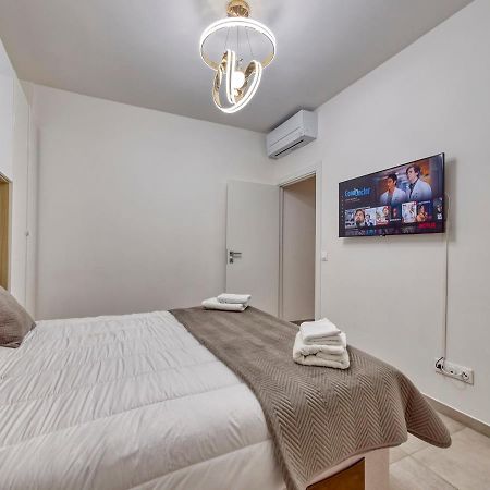 City Vibes, Indoor Parking, Breakfast & Air Conditioning Niza Exterior foto