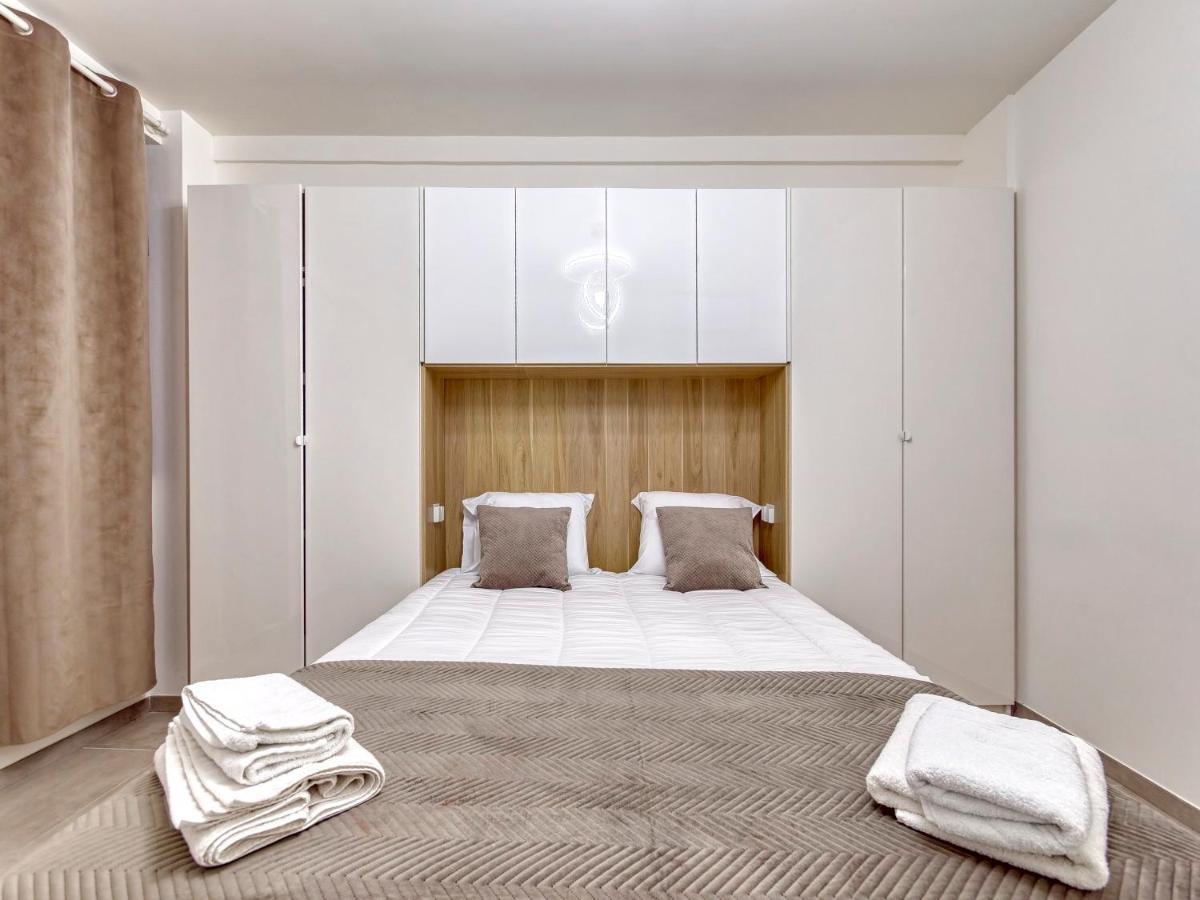 City Vibes, Indoor Parking, Breakfast & Air Conditioning Niza Exterior foto